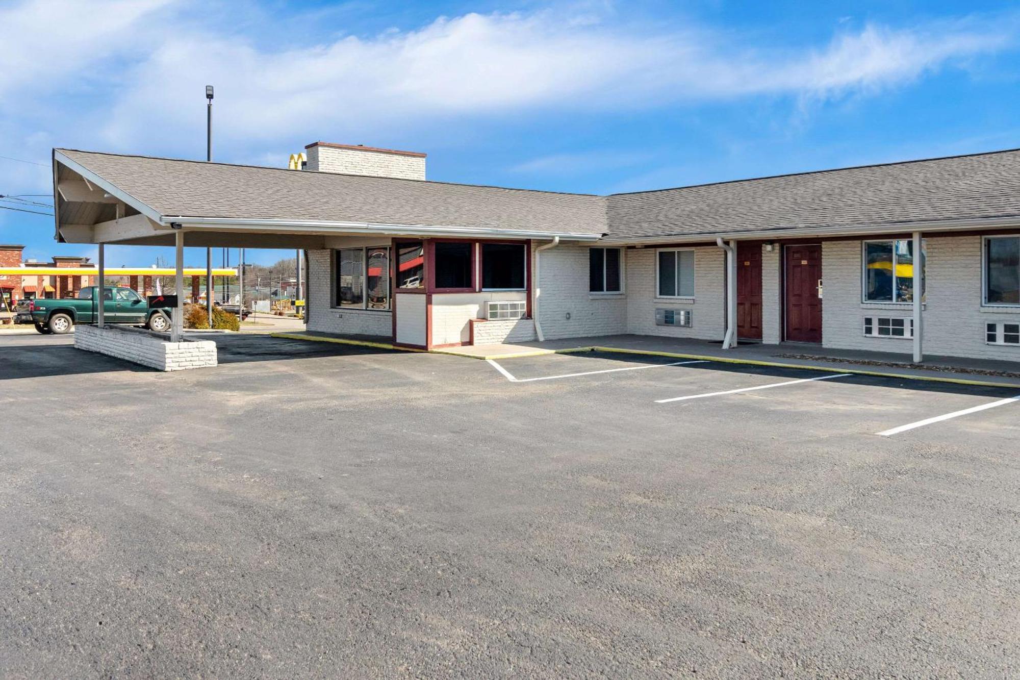 Rodeway Inn Диксон Экстерьер фото