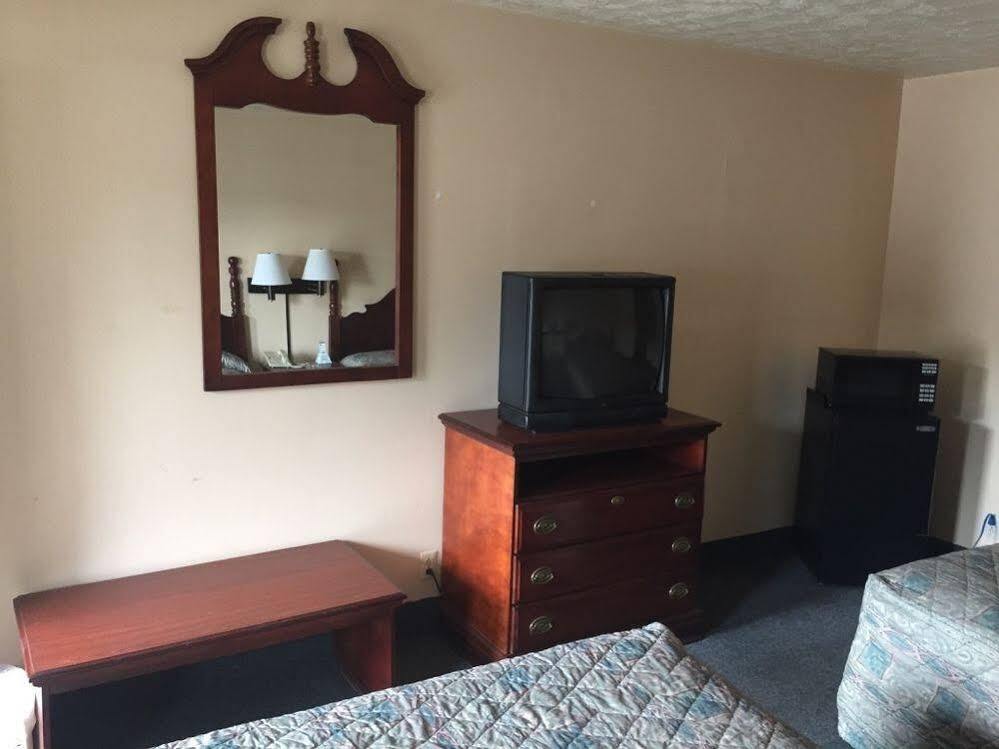 Rodeway Inn Диксон Экстерьер фото